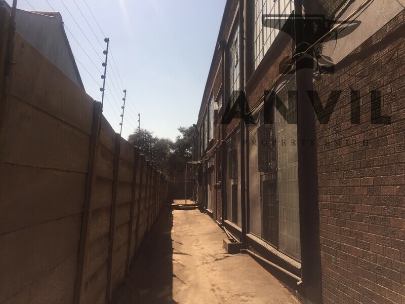 82 Main Reef Road, Benrose, Johannesburg - Ben 14 - Ground Floor FIC property image 14