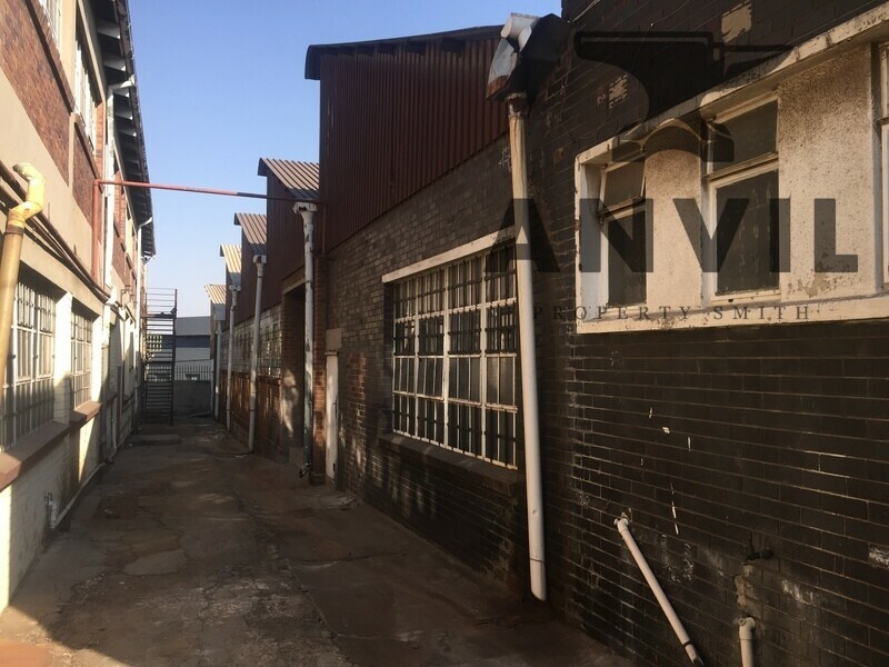114,116 Main Reef Road, Benrose, Johannesburg - Ben 18 - Unit 2b property image 8