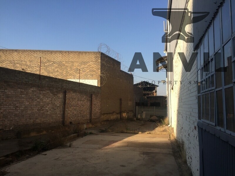 138 Main Reef Road, Benrose, Johannesburg - Units 1A & 1B property image 11