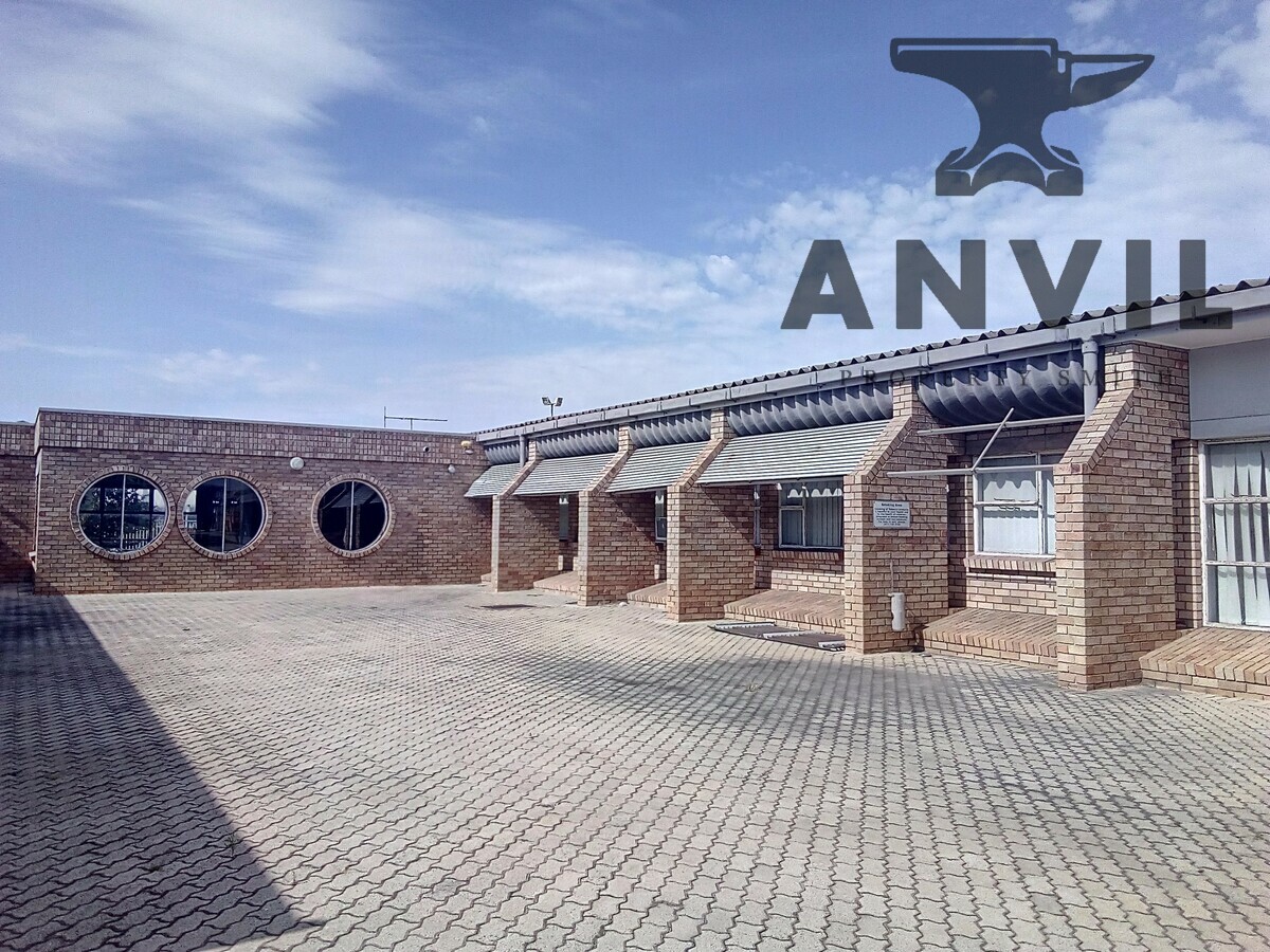 Lakeside Business Park, 10 Gibaud Road North End Anvil Property Smith