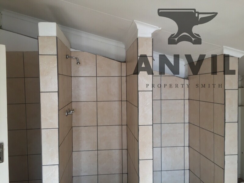 Robertville Mini Factories - Unit B13 property image 11