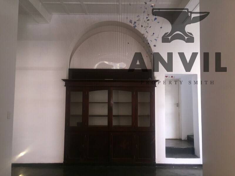 Market Up - Admin office property image 3