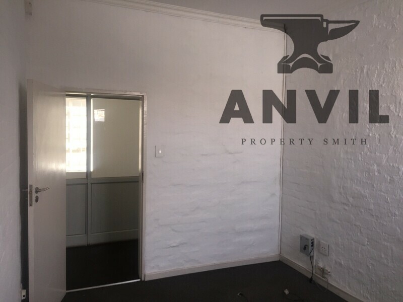 Market Up - Admin office property image 10