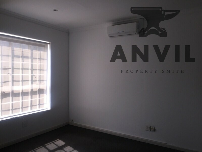 Market Up - Admin office property image 12