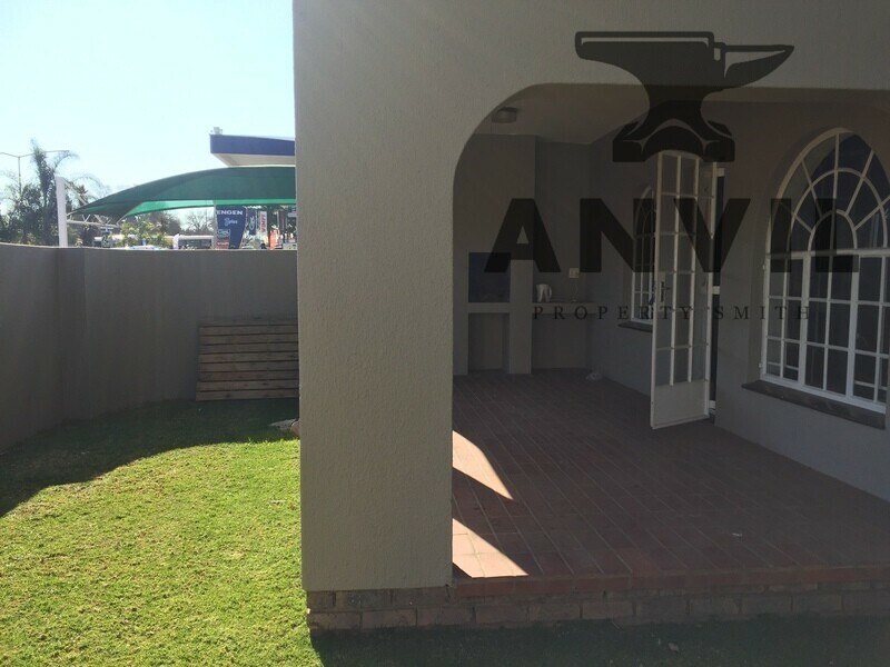 Villa Valencia Office Suites - U30Sub property image 10