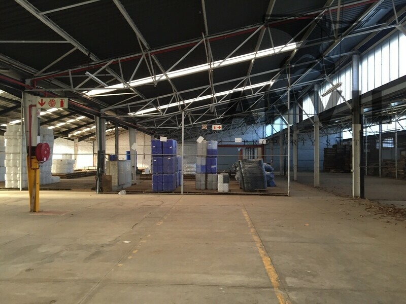42 Main Road, Eastleigh - Warehouse property image 11