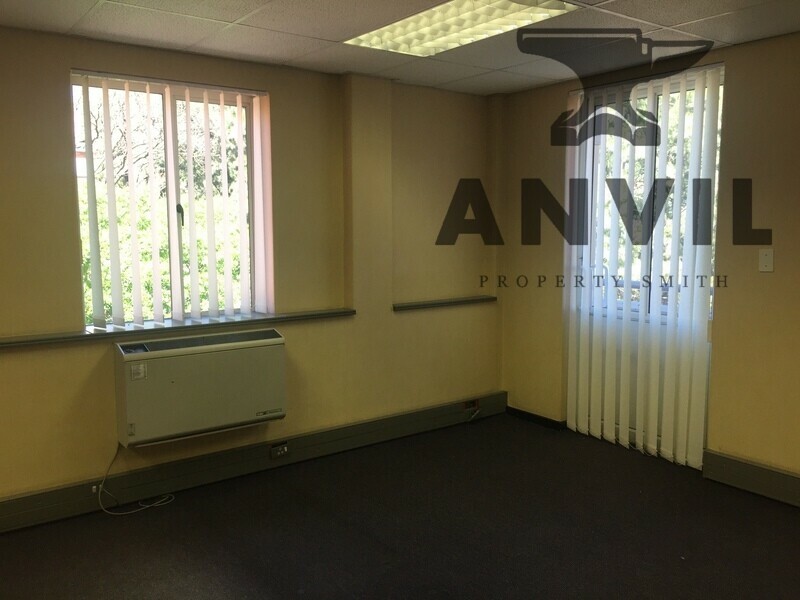 Isle of Houghton - Office Space to Let in Old Trafford Building property image 8