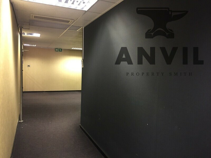 Isle of Houghton - Office Space to Let in Old Trafford Building property image 15