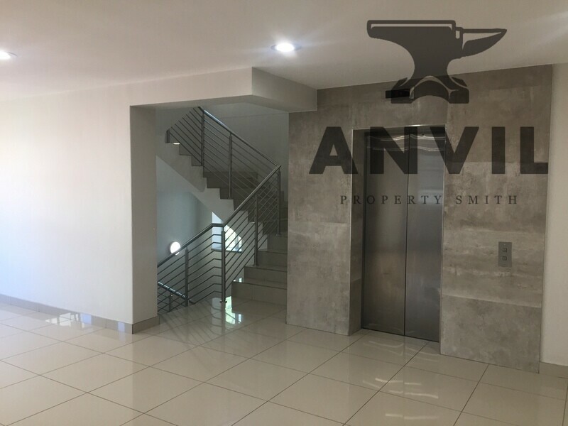 Isle of Houghton - Office Space to Let in Old Trafford Building property image 16