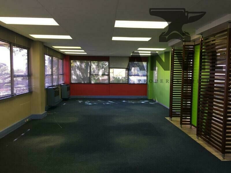 Network Space - Entire Building property image 9