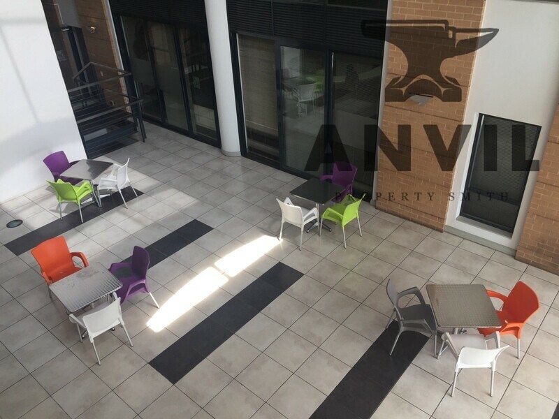 83 Central Street, Houghton Estate - First Floor Unit property image 4