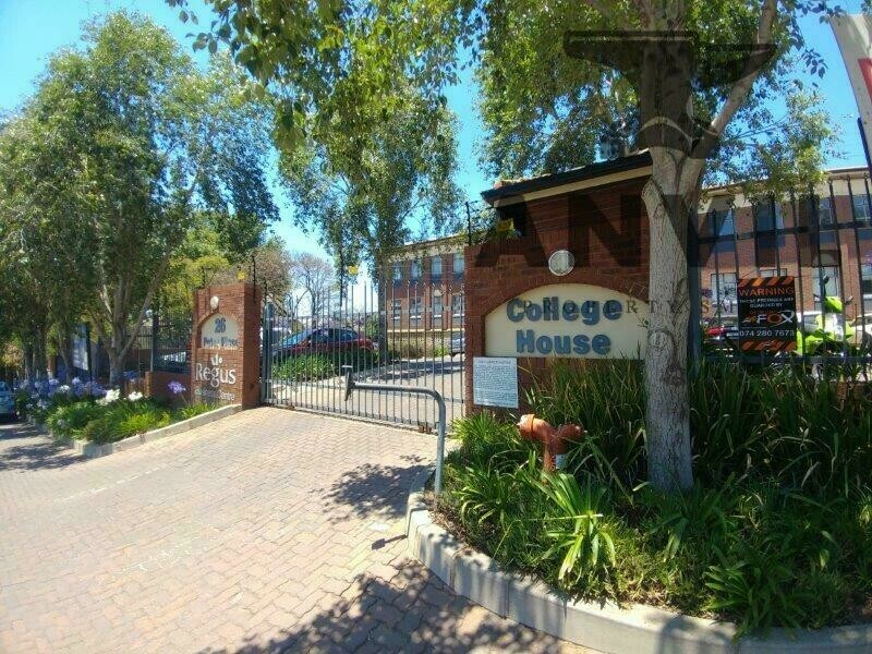 College House, Bryanston - Office 1.1 property image 28