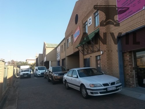 Hi-Tech Mini Factories,Strijdom park Randburg - Unit M property image 13