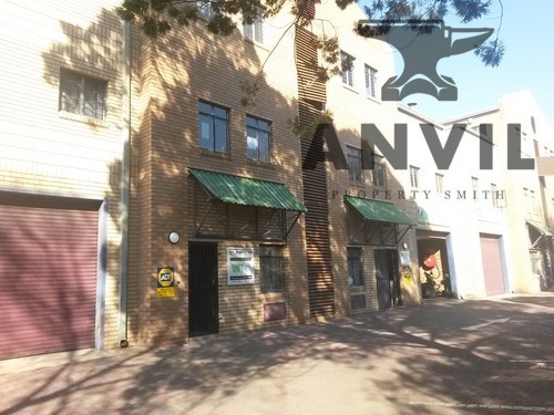 Hi-Tech Mini Factories,Strijdom park Randburg - Unit M property image 20