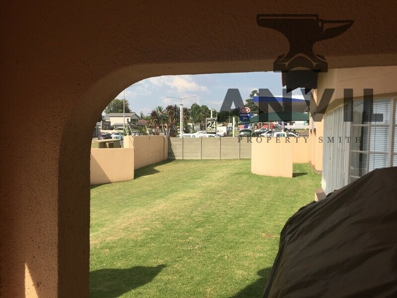 Villa Valencia Office Suites - U30Sub property image 4