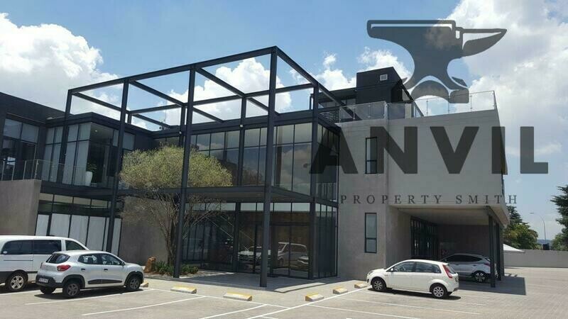 18 Nicol Road - Ground 1-To let  property image 13