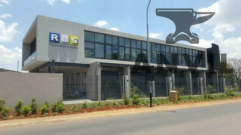 18 Nicol Road - Ground 1-To let  property image 18