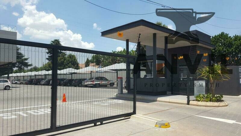 18 Nicol Road - Ground 1-To let  property image 21