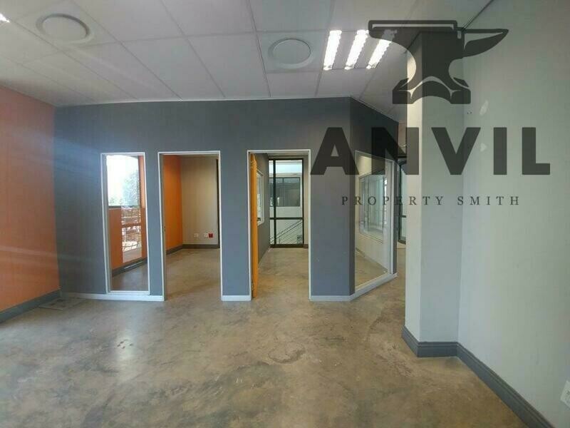 6 Eaton Avenue, Bryanston, Sandton - 6 Eaton Ave - Entire Building property image 9