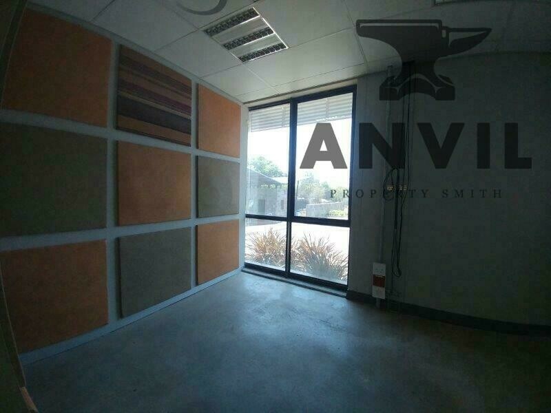 6 Eaton Avenue, Bryanston, Sandton - 6 Eaton Ave - Entire Building property image 31