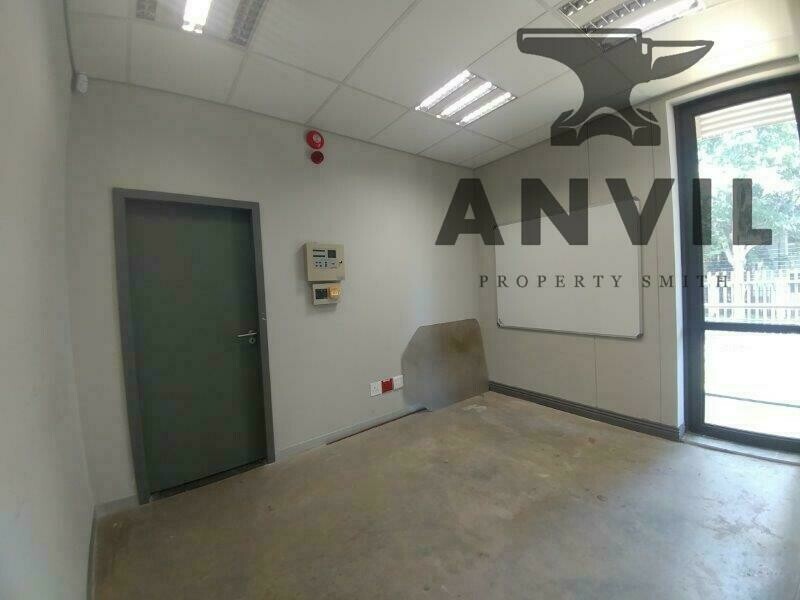 6 Eaton Avenue, Bryanston, Sandton - 6 Eaton Ave - Entire Building property image 35