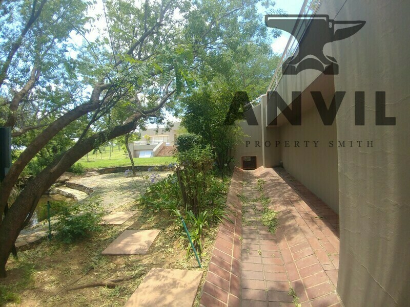 Country Club Estate, Building 1 - 11, Woodmead, Sandton - Building 7 property image 7