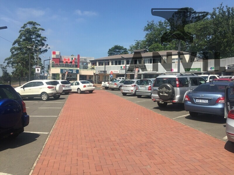 The Delcairn Lifestyle Center, 12 - 14 Village Road, Kloof, Durban - New Glass Store(51sqm) property image 16