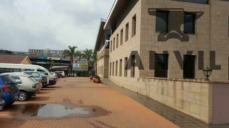 Bradford Corner - Entire GF  property image 18