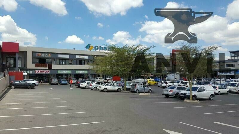 Greenstone Crescent - retail property image 9