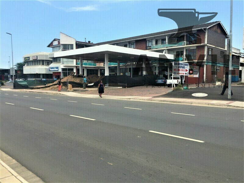 92-94 Josiah Gumede Road, Pinetown,Durban - Shop 7 property image 20