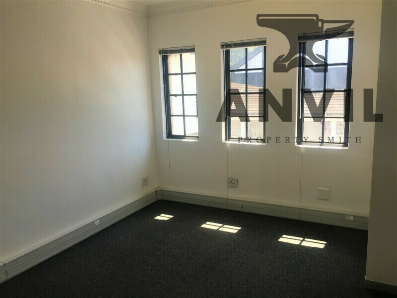 Pinewood Park, 18 Underwood Road, Hatton Estate, Pinetown, Durban - Well Maintained Georgian Styled Office Space in Underwood Road, Pinetown property image 11