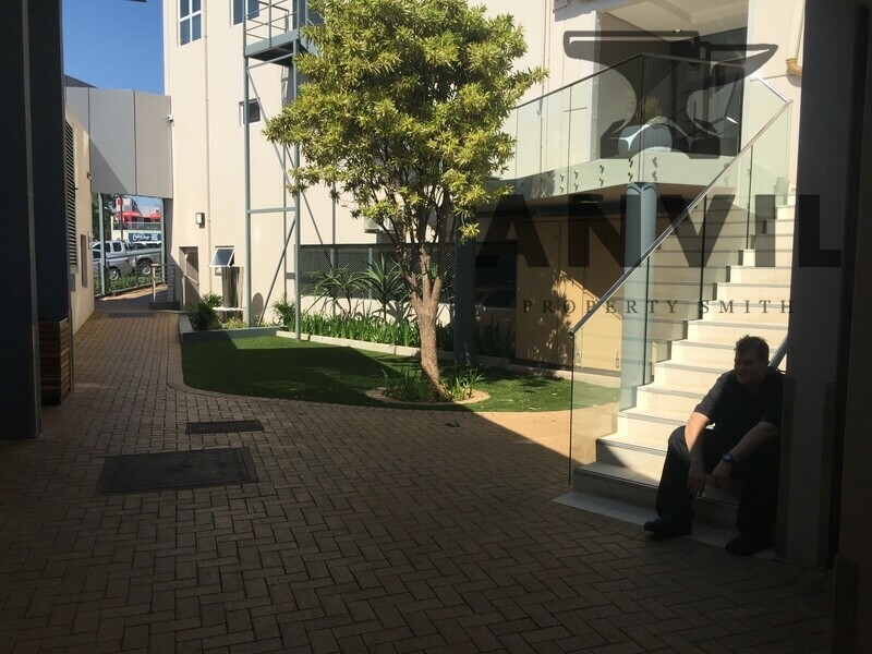 The Delcairn Lifestyle Center, 12 - 14 Village Road, Kloof, Durban - New Glass Store(51sqm) property image 8