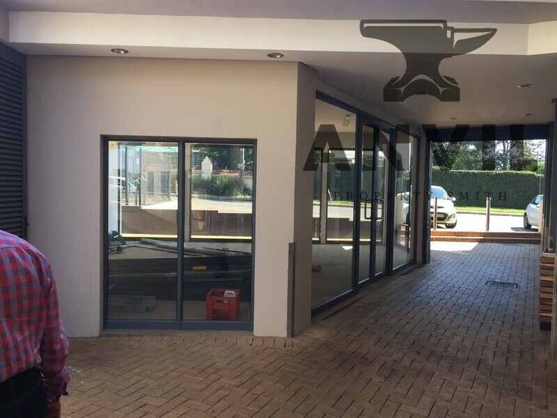 The Delcairn Lifestyle Center, 12 - 14 Village Road, Kloof, Durban - New Glass Store(51sqm) property image 10