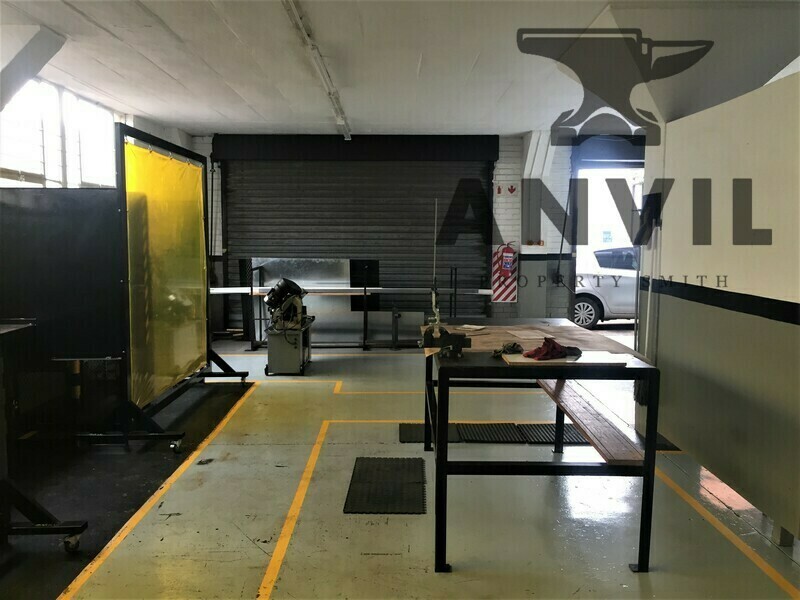 43 Livingstone Road, Pinetown, New Germany, Durban - UNIT 4, 43 Livingstone Road, New Germany, Pinetown, Durban property image 3