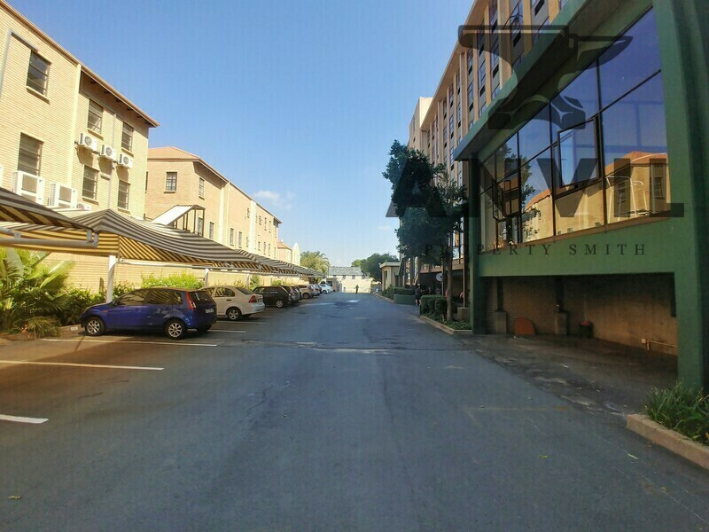 343 Surrey Avenue - 5th Floor property image 2