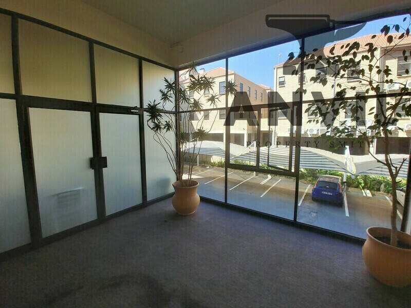 343 Surrey Avenue - 5th Floor property image 3