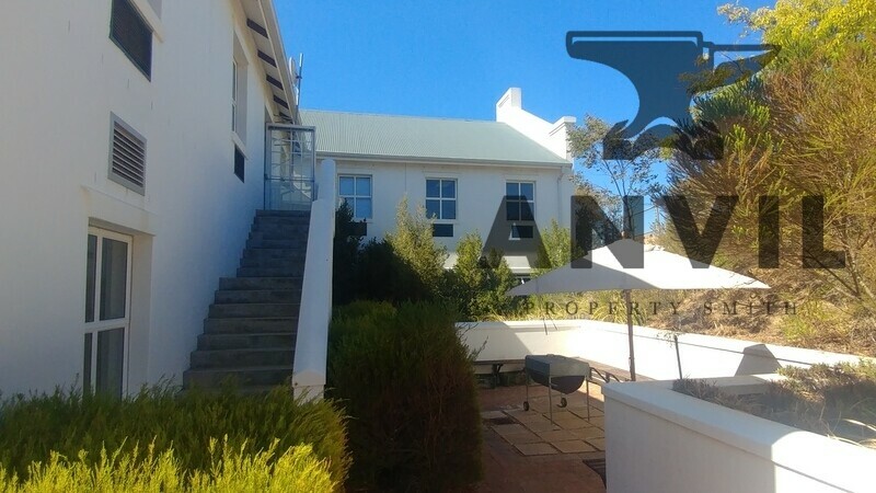 Vineyards Office Estate - Regent House, 1st Floor property image 9