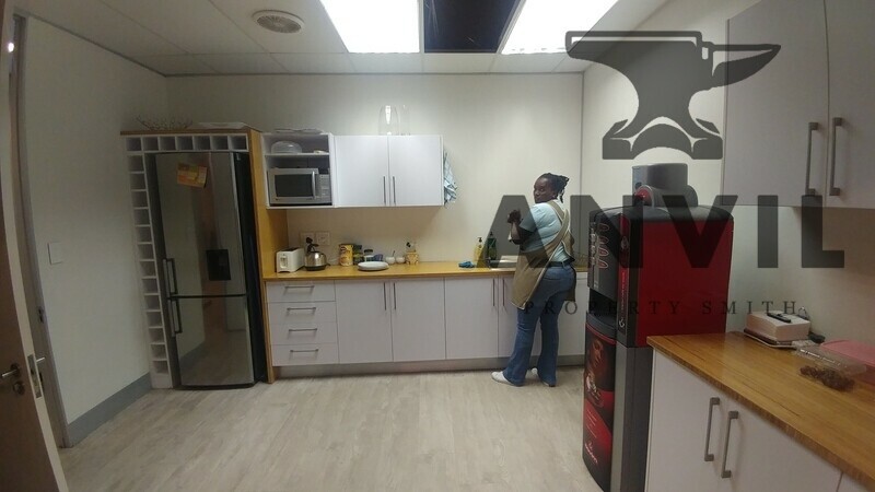 Vineyards Office Estate - Regent House, 1st Floor property image 25