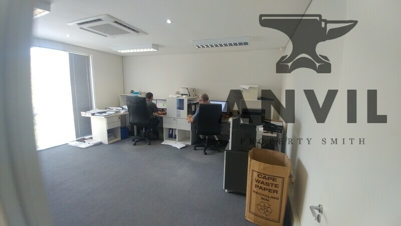 Vineyards Office Estate - Regent House, 1st Floor property image 27