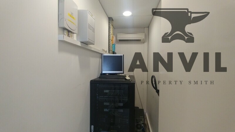 Vineyards Office Estate - Regent House, 1st Floor property image 33