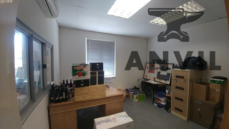 Vineyards Office Estate - Regent House, 1st Floor property image 35