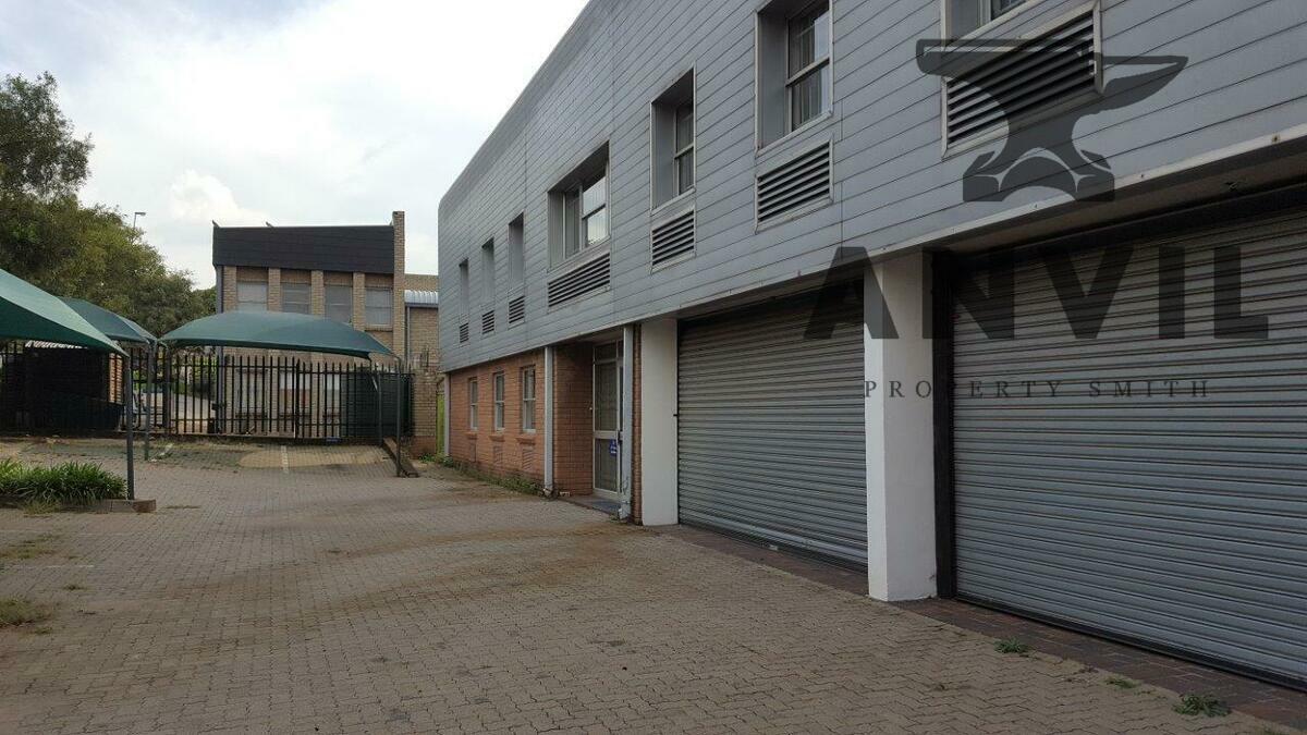 Warehouse to let 23 14th Road, Eastgate Extension, Marlboro Gardens