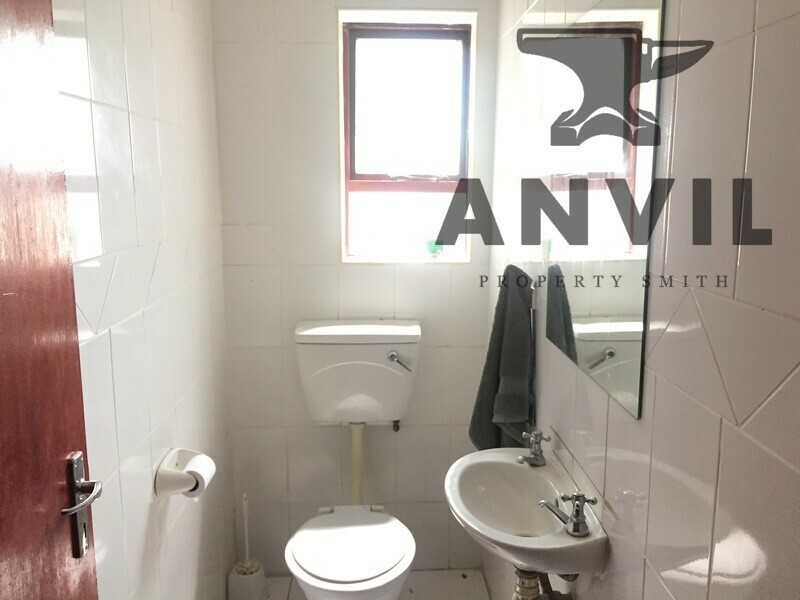 71 6th Avenue, Newton Park, Port Elizabeth - 200sqm Unit property image 11