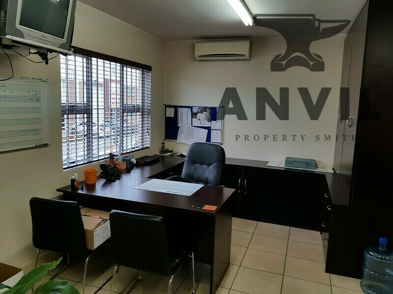 Dunford Industrial Park, Gosforth Business Park, Gosforth Park, Germiston - Unit 5 property image 4