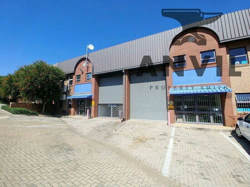 Ferntowers, Strijdom park, Randburg - Unit 6 property image 1 Ferntowers, Strijdom park, Randburg - Unit 6 property image 1