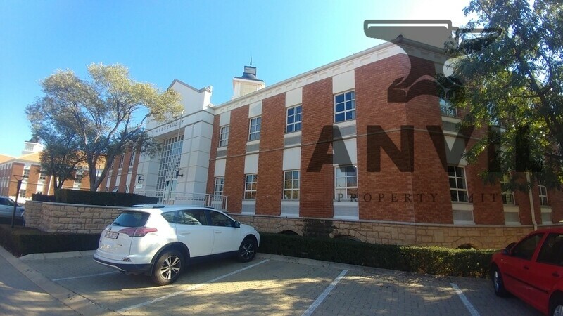 Glen Eagle, Fourways Golf Park - Glen Eagle 1st Floor property image 1