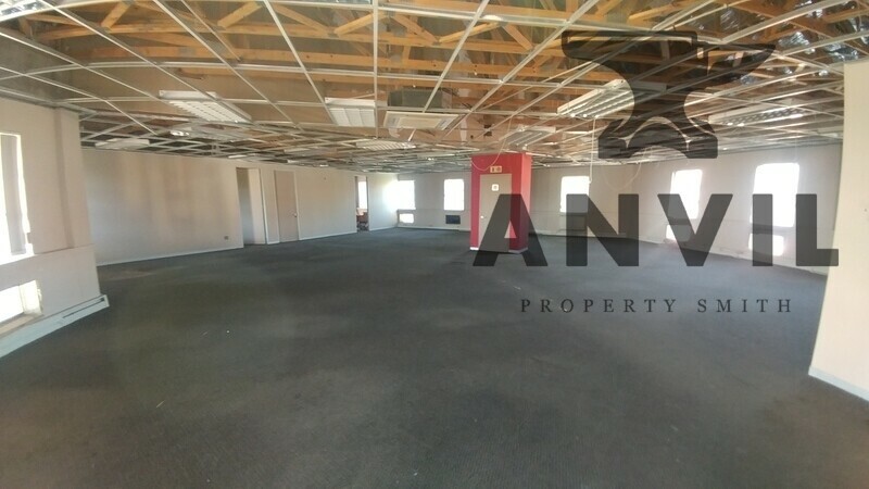 Glen Eagle, Fourways Golf Park - Glen Eagle 1st Floor property image 12