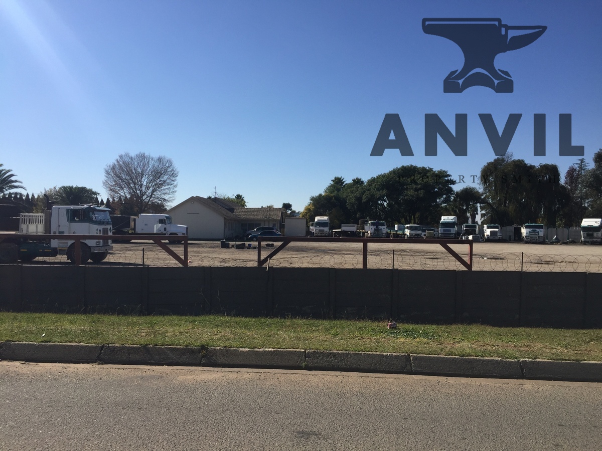 183 Leith Road Yard Space Bartlett Anvil Property Smith