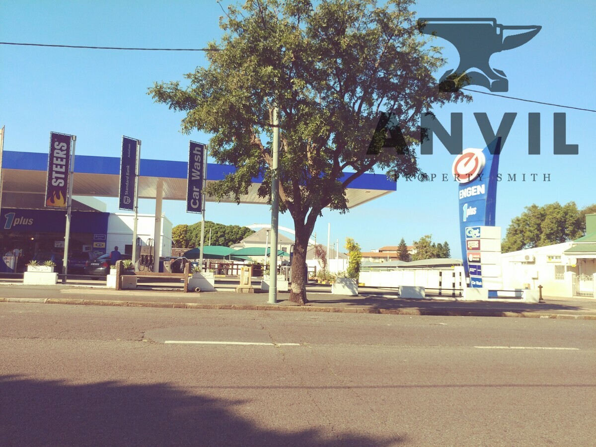 Engen Garage, 350 Lilian Ngoyi Rd. Windermere Anvil Property Smith