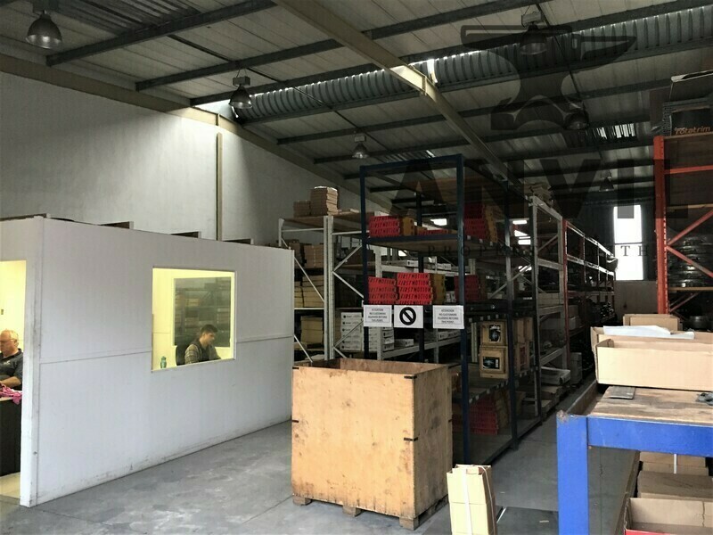 Falcon House, 10 Lanner Road, Falcon Industrial Park, New Germany, Durban - 10 Lanner Road, Unit 3 property image 3